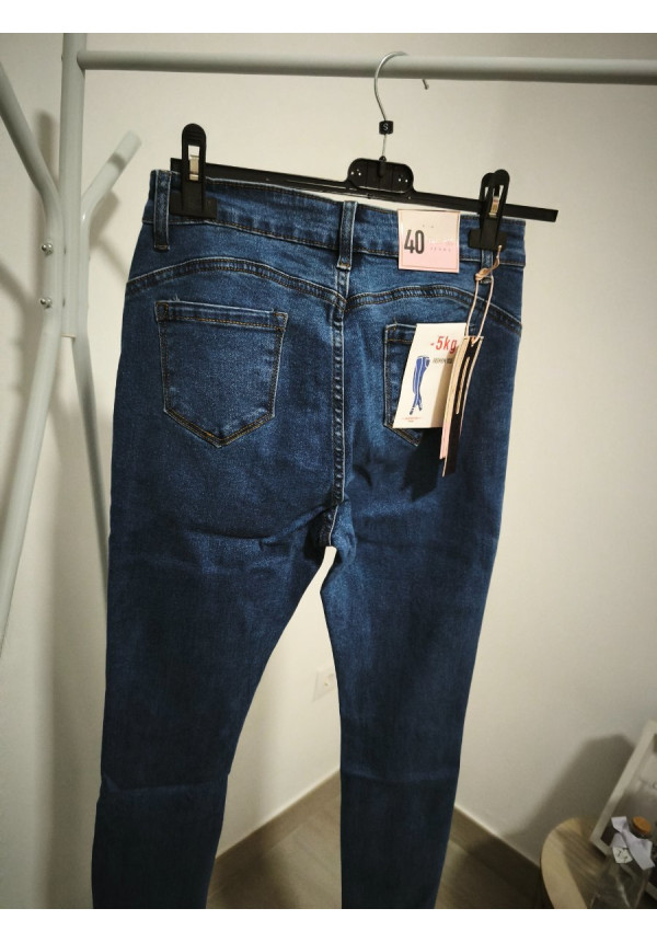 Vaquero skinny oscuro 