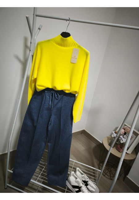 Pantalón tipo zara