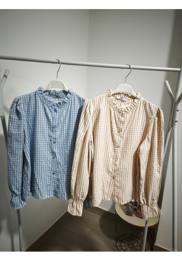 Camisa cuadros volantes