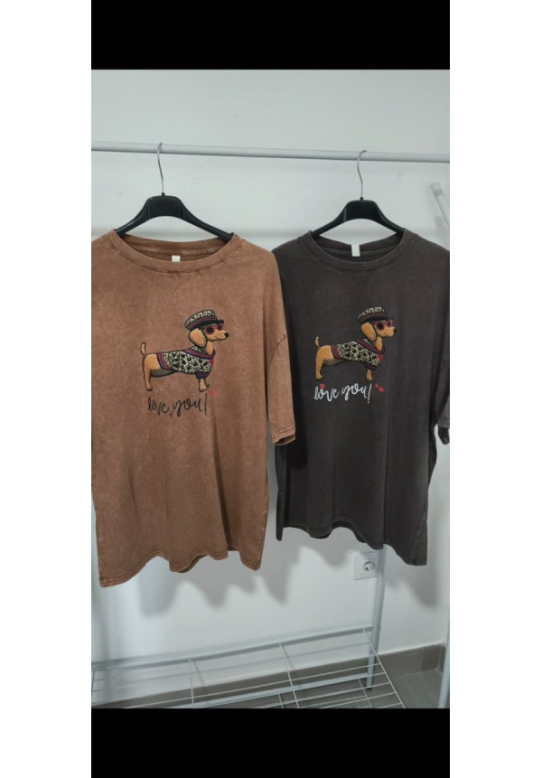 Camiseta a la piedra perro salchicha 