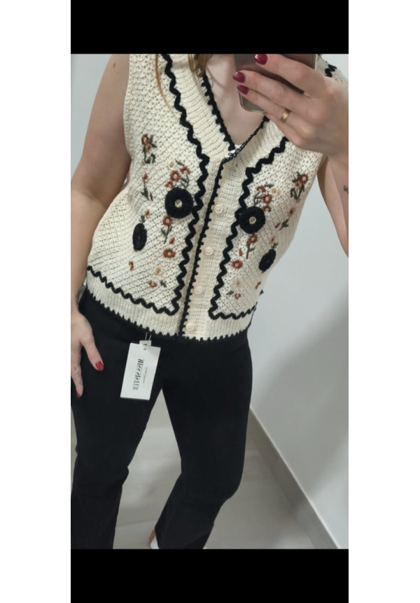Chaleco bordado