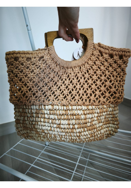 Bolso mitad crochet y rafia